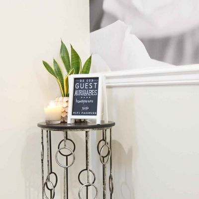 Aura Laser & Skincare interior