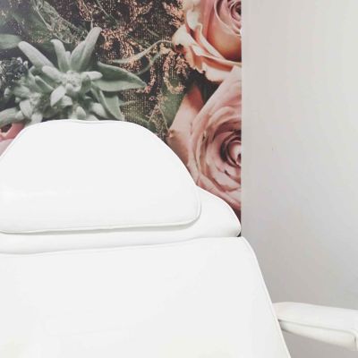 Aura Laser & Skincare interior
